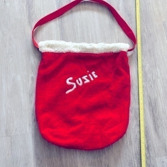 Vintage 1970’s SUZIE Christmas Holiday bag sack with zipper. 20” x 18”. EEUC. - Picture 1 of 5